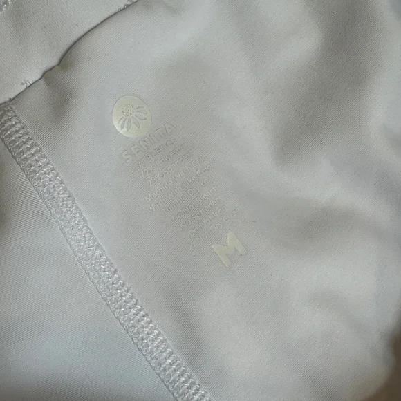 Senita Catalina Skort – White – Size Medium - Picture 4 of 4